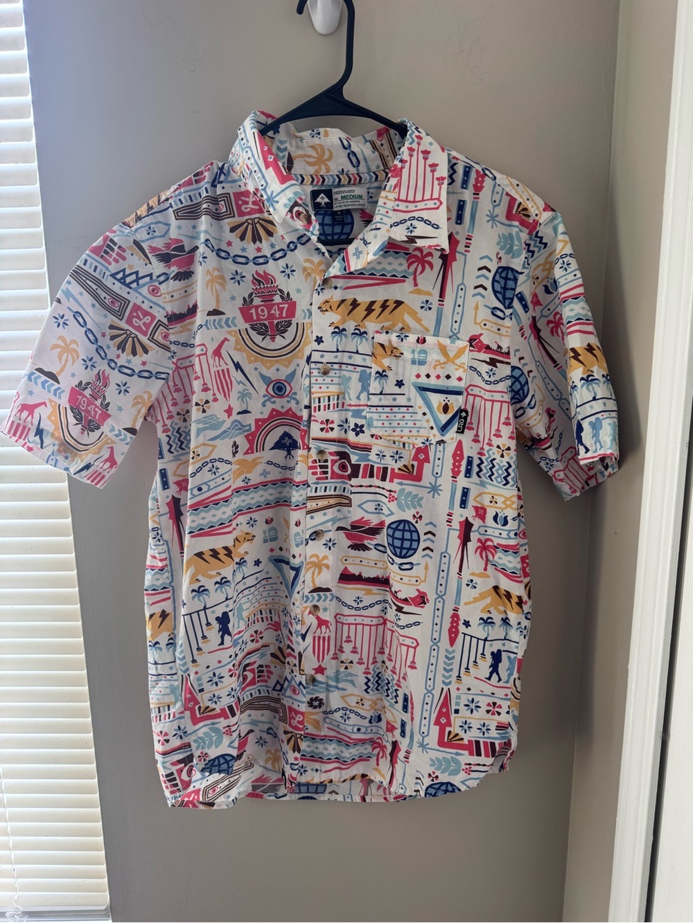 Vintage LRG All Over Print Graphic Button Down Shirt Medium Novelty Streetwear